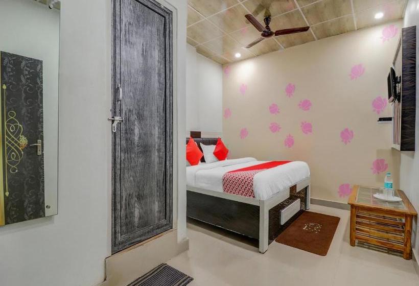 酒店 Oyo 40062 Vishesh Resort