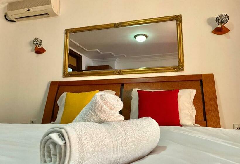 هتل Urban Boutique