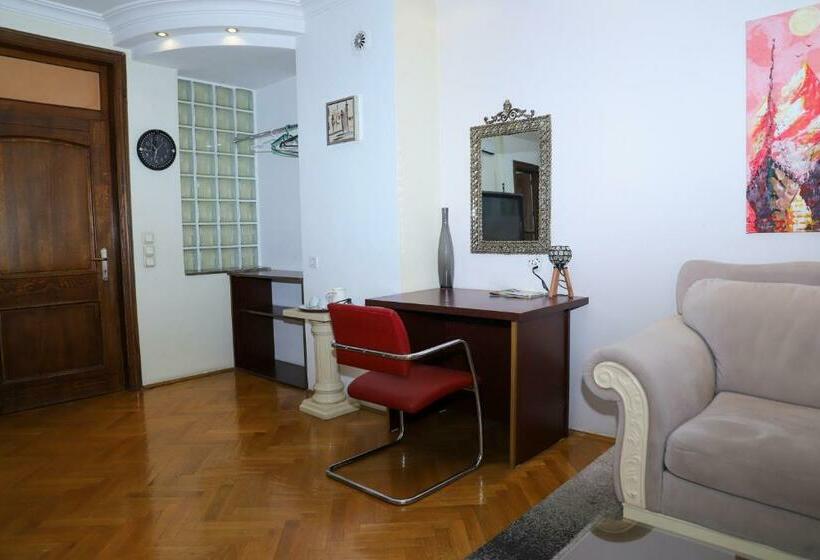 هتل Urban Boutique