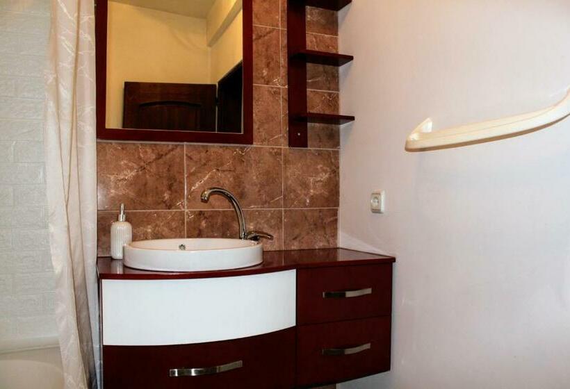 هتل Urban Boutique