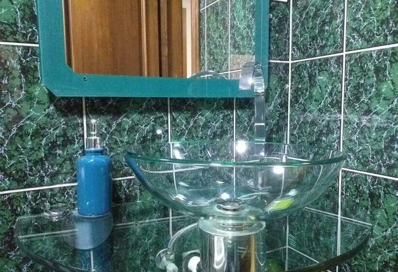 هتل Urban Boutique