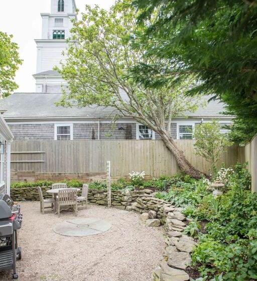 پانسیون The Bungalow