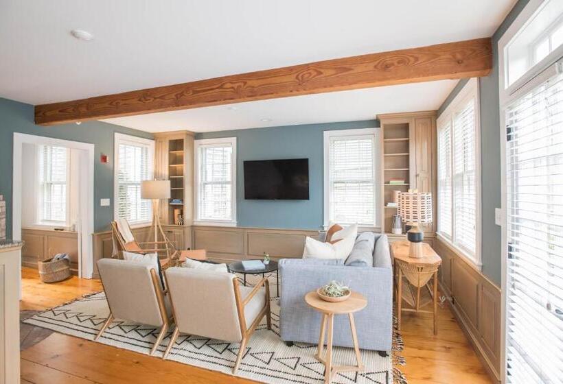 پانسیون The Bungalow