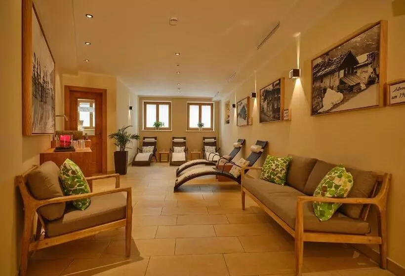 Aamiaismajoitus (B&B) Garni Albona