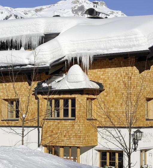 مبيت وإفطار Garni Albona