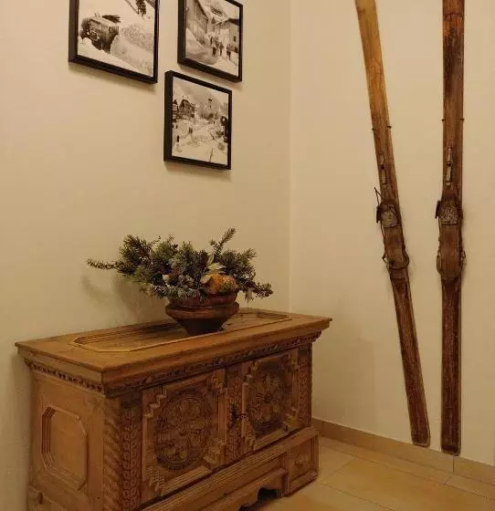 Aamiaismajoitus (B&B) Garni Albona