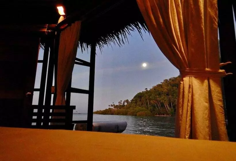 Aamiaismajoitus (B&B) Raja Ampat Dive Lodge