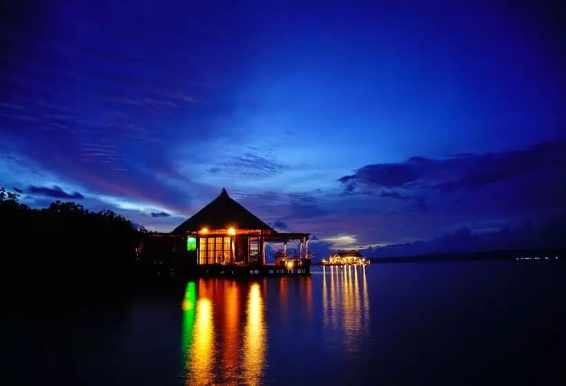 Aamiaismajoitus (B&B) Raja Ampat Dive Lodge