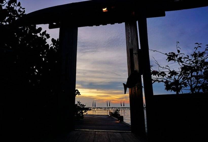 צימר Raja Ampat Dive Lodge