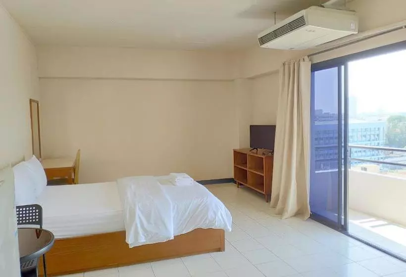 هتل Grand Residence Ngamwongwan 19