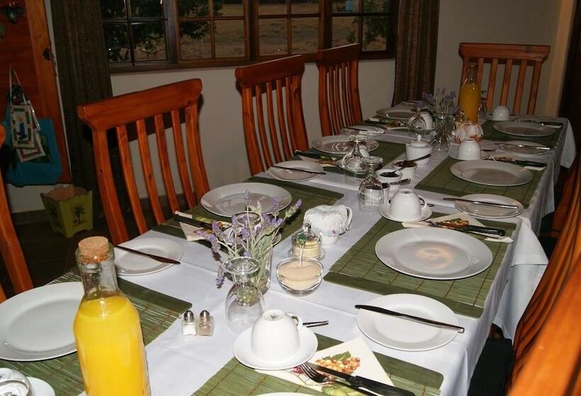 فندق Weltevreden Country Guest Lodge