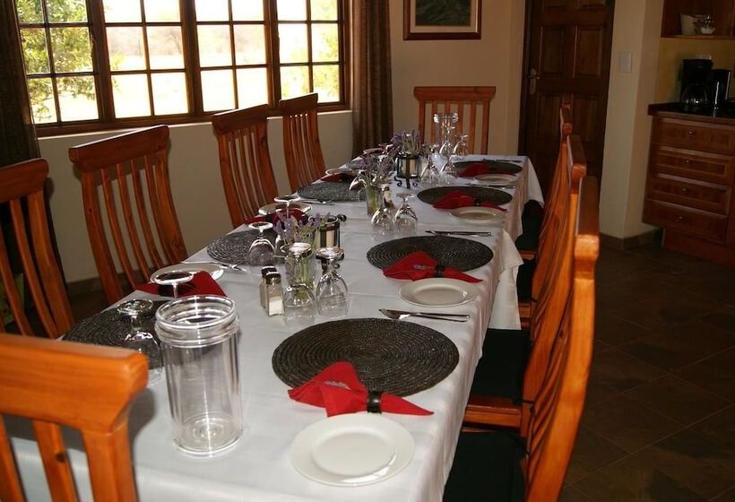 فندق Weltevreden Country Guest Lodge