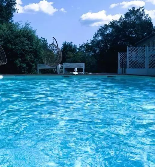 ペンション Au Gre Du Sud