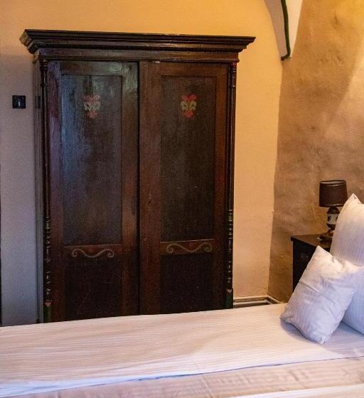 بنسيون Casa Baroca