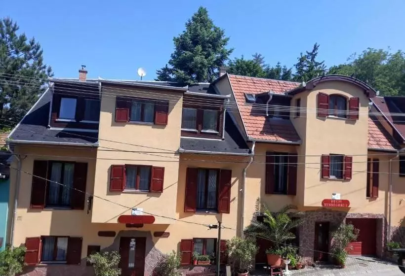 ペンション Decsi Vendégház