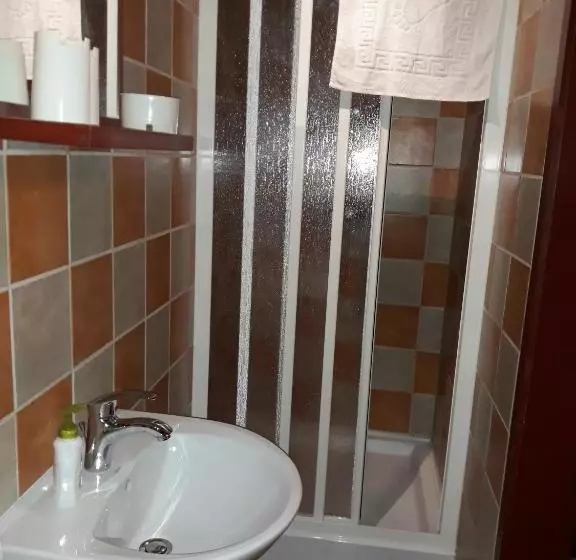 ペンション Decsi Vendégház