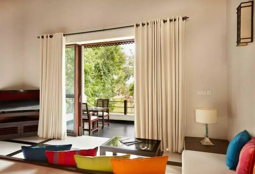 Lomakeskus Sun Siyam Pasikudah