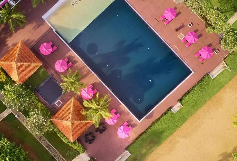 Lomakeskus Sun Siyam Pasikudah