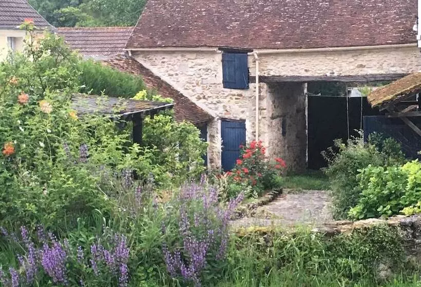 Aamiaismajoitus (B&B) Chez Fred Et Cecile