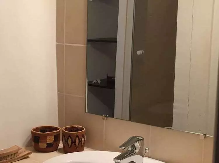 Aamiaismajoitus (B&B) Chez Fred Et Cecile