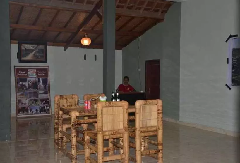 ベッドアンドブレックファースト Ekas Garden Bungalow