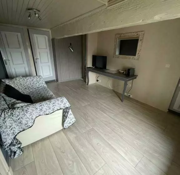 تختخواب و صبحانه Maison D Hôtes   Le Logis Du Médoc