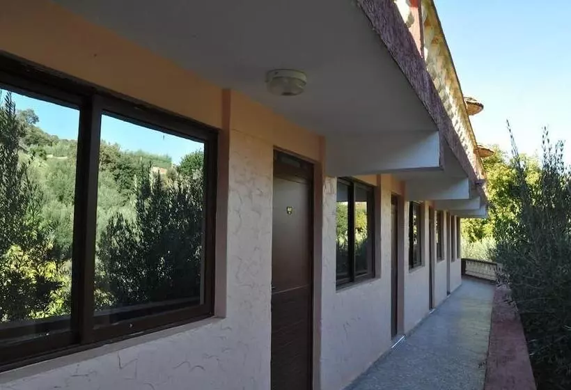 ホテル Auberge Khenifra