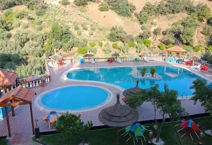 ホテル Auberge Khenifra