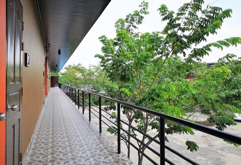 Отель โรงแรมห้วยทราย Huaisai