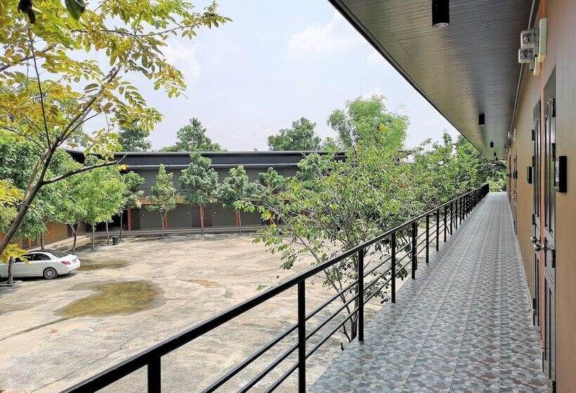 Отель โรงแรมห้วยทราย Huaisai