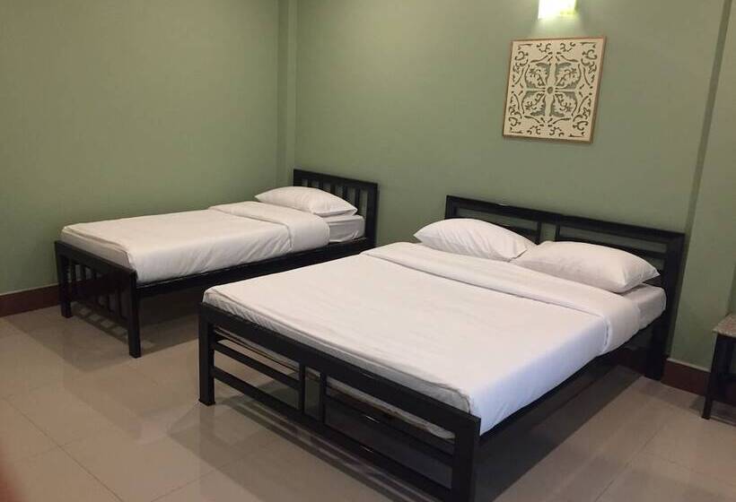 Отель โรงแรมห้วยทราย Huaisai