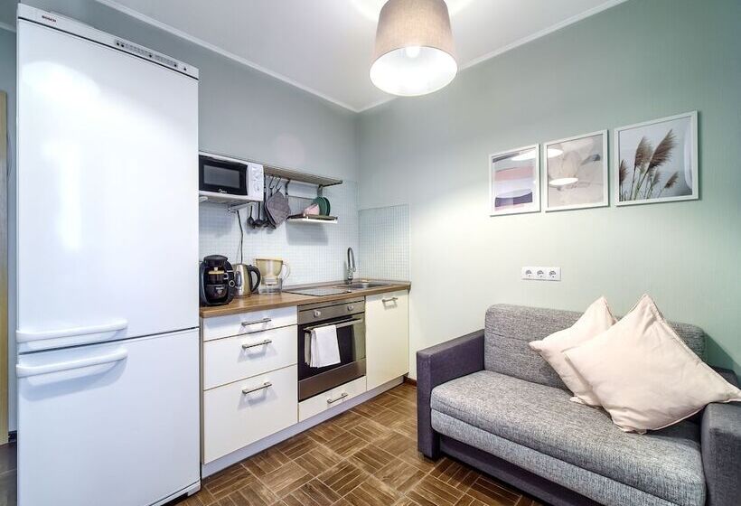 ホテル Kvartalapartments On Volzhskaya Naberezhnaya, 19