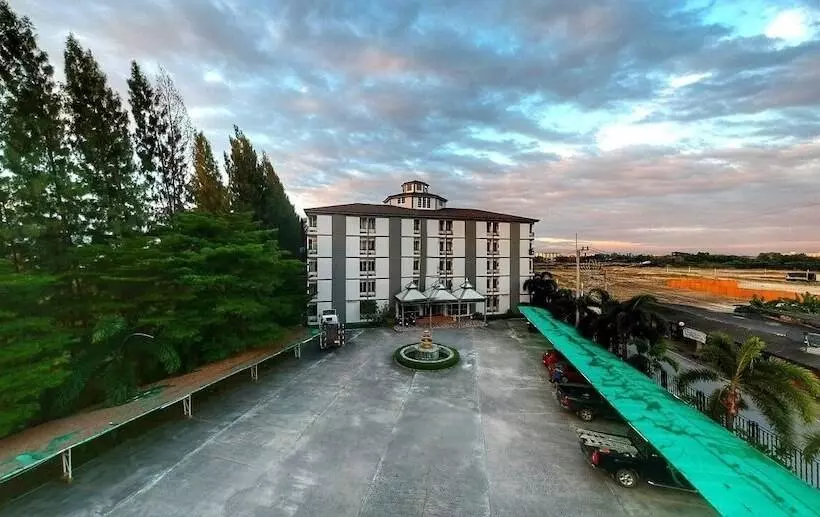 Hotelli Matini Amata