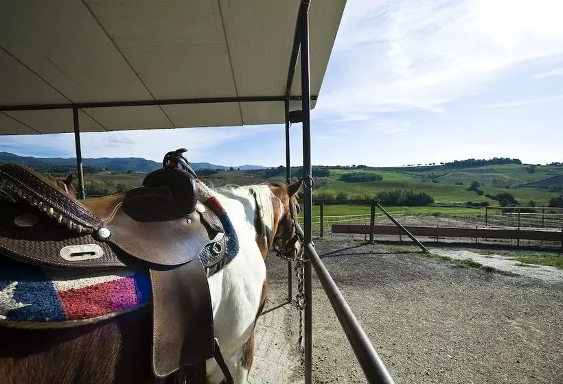 田舎風ホテル Toscana Ranch