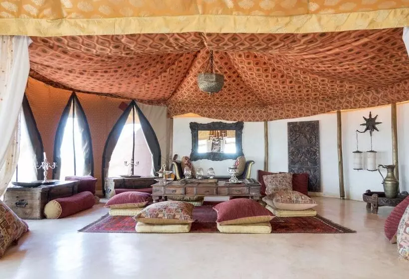 Hotelli Shu'mata Camp