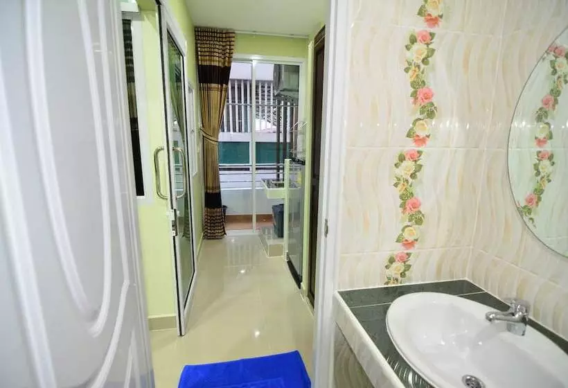 ホテル The Best Place