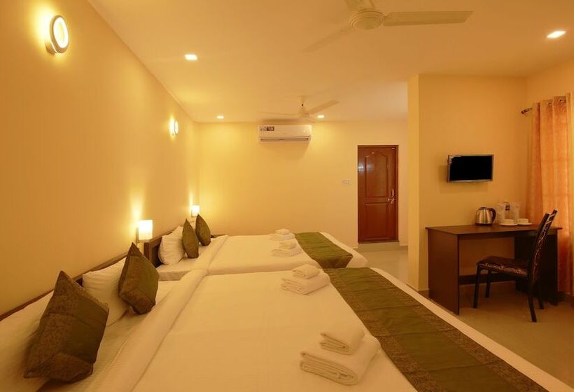 בית מלון כפרי Treebo Trip Zion Plaza