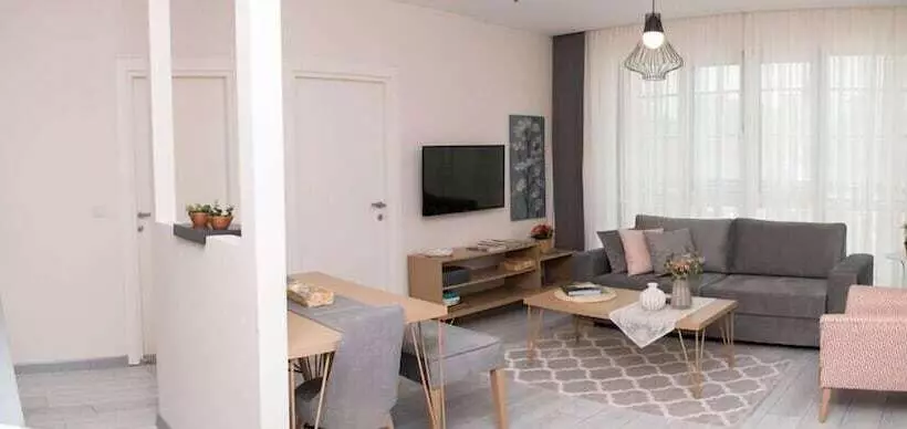 Zin D Home Otel Alemdağ