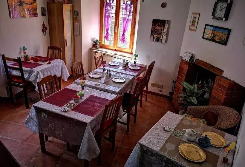 ペンション Antico Borgo Di Torri