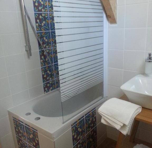 פנסיון B&b   Le Clos Aux Masques