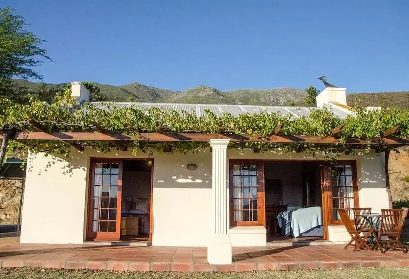 Majatalo Bushmanspad Estate