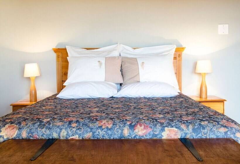 ペンション Bushmanspad Estate