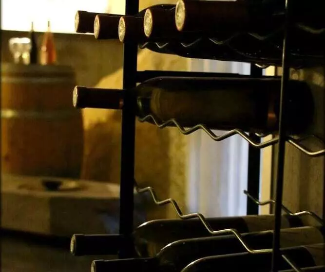 Majatalo Les Troglos De Beaulieu