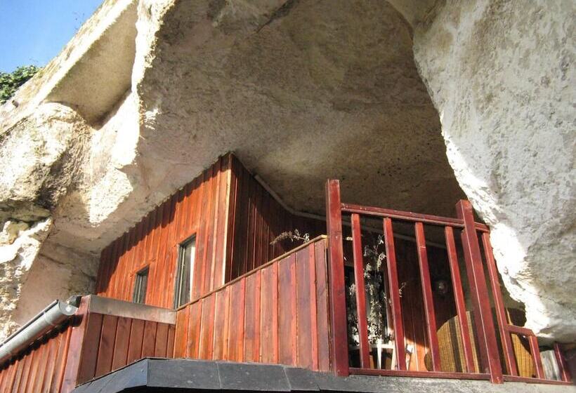 بنسيون Les Troglos De Beaulieu