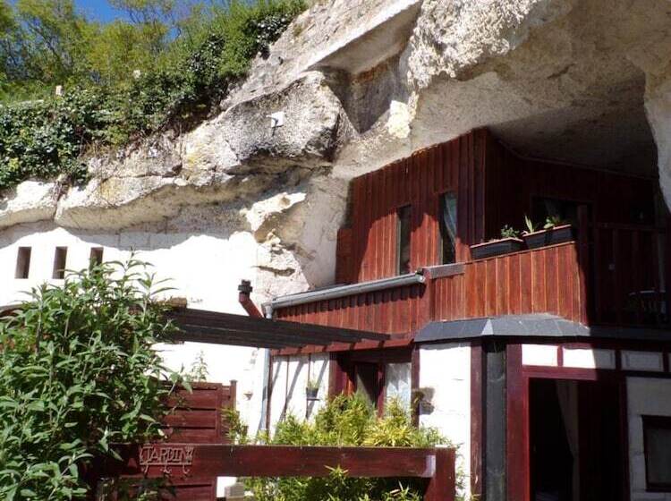 بنسيون Les Troglos De Beaulieu