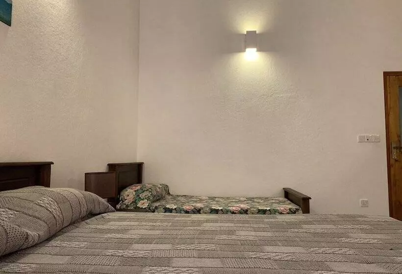 پانسیون Marawila Residence