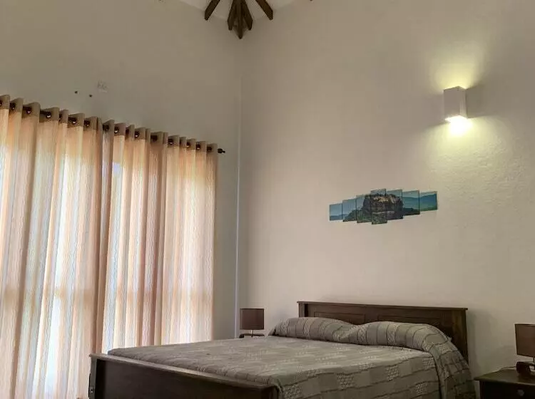 پانسیون Marawila Residence