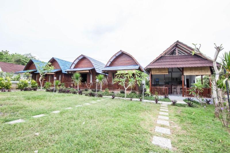 פנסיון Tanah Penida Bungalows