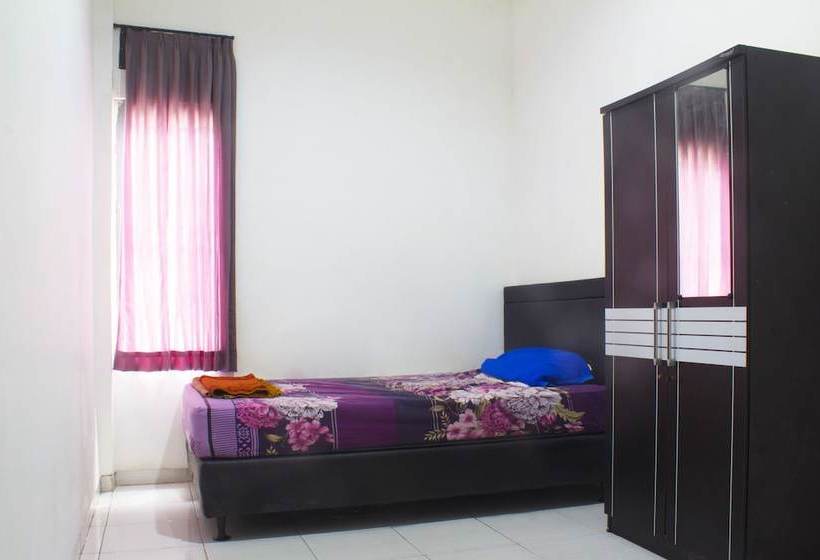 Majatalo Wisma Pakis