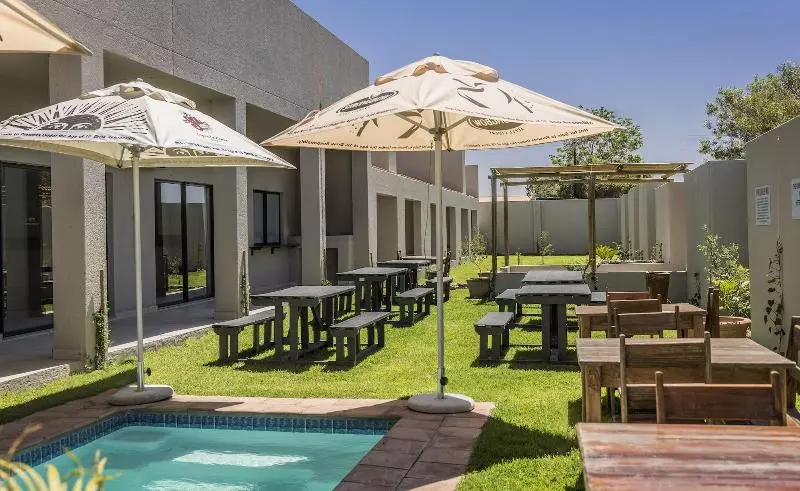 Pofadder Hotel By Country Hotels